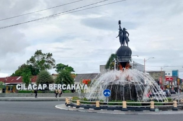Malam di Cilacap: Angkringan Enake Kumpul, Tempat Rileks yang Bikin Kembali Lagi
